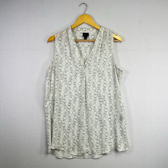 Woman's Dress Shirt Bundle - Size Large Professional Career Formal Office - Picture 8 of 13